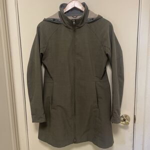 REI size M softshell hooded fleece lined water resistant jacket Green women’s